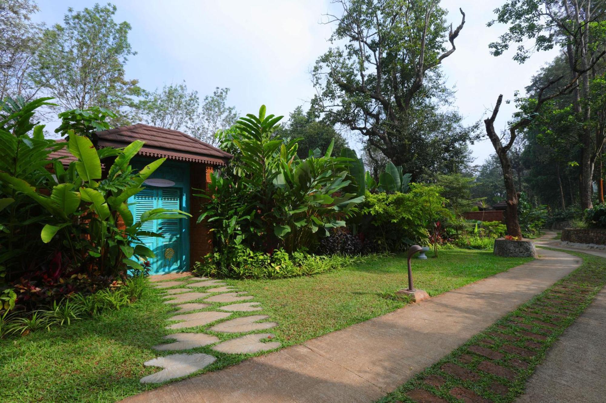 Timbertales Luxury Resort Coorg Madikeri Eksteriør billede