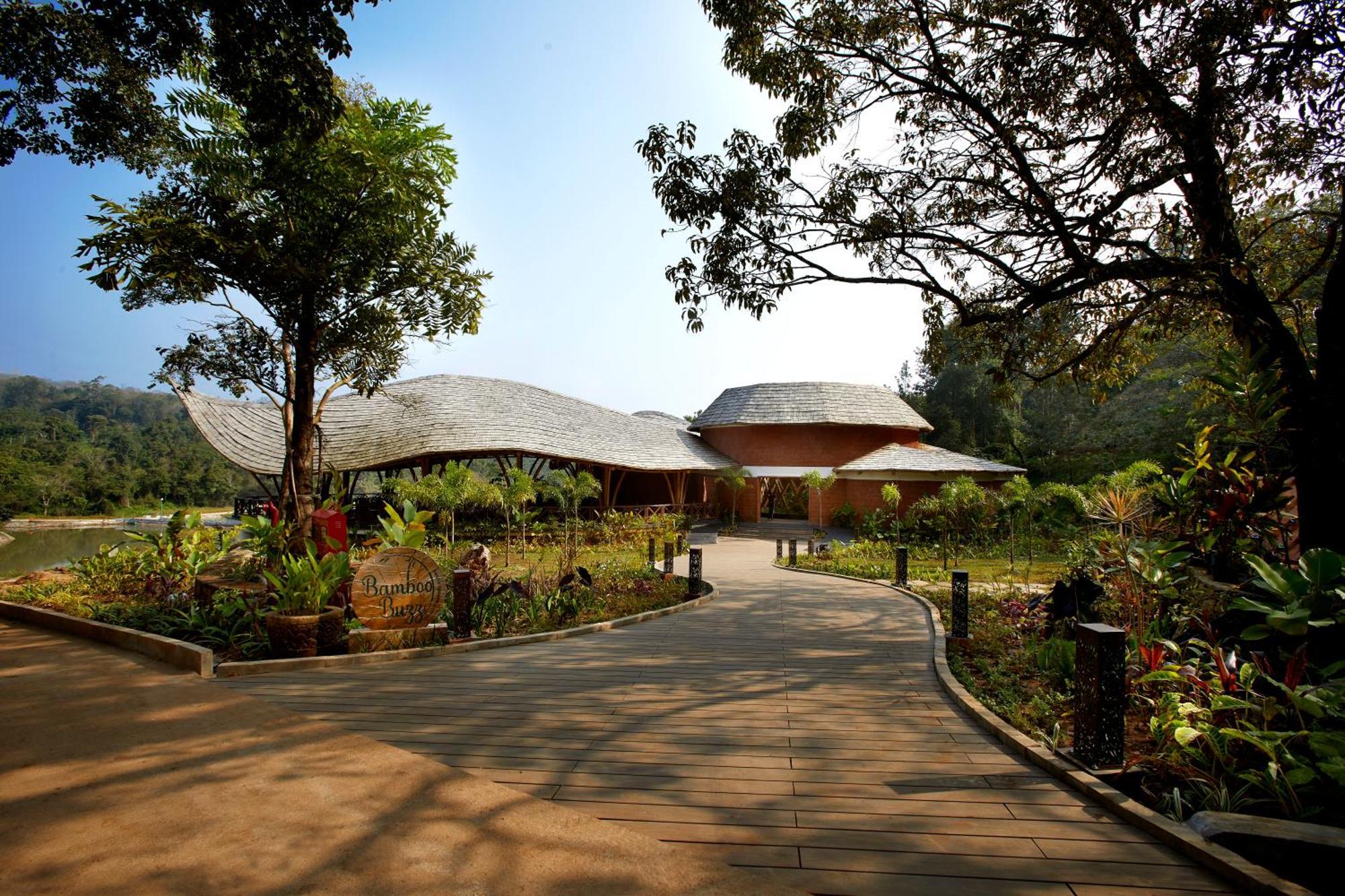 Timbertales Luxury Resort Coorg Madikeri Eksteriør billede